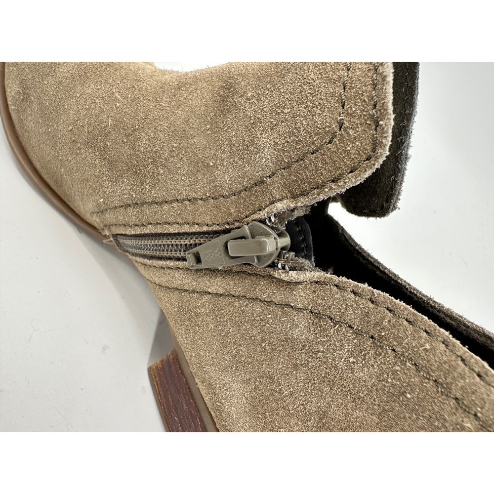 Diba Womens Taupe Suede Ankle Boots Side Zip Block Heel Booties Size 8 - Picture 9 of 10